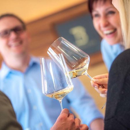 Weingut Breitenfelder Retz Zewnętrze zdjęcie