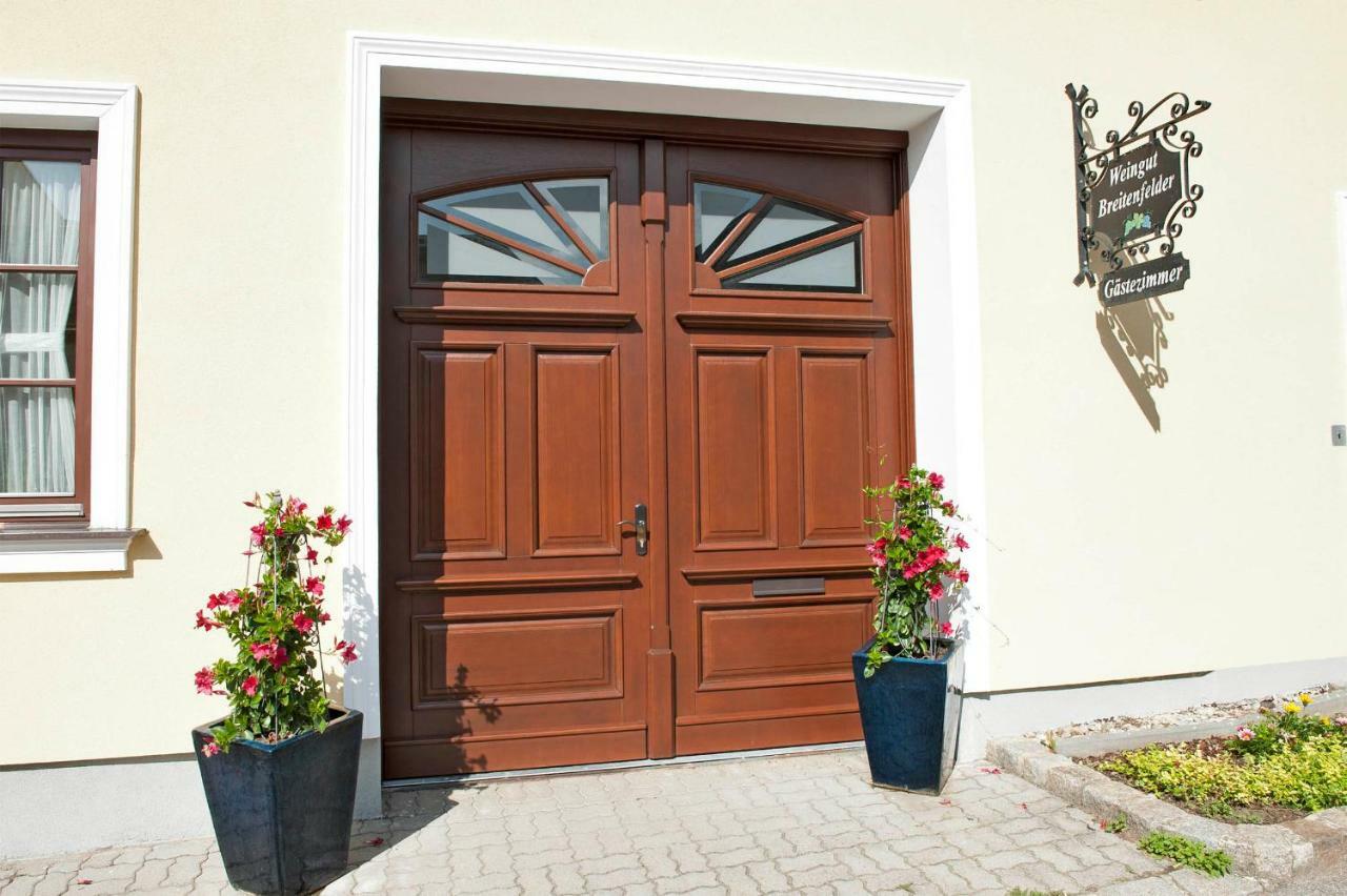Weingut Breitenfelder Retz Zewnętrze zdjęcie
